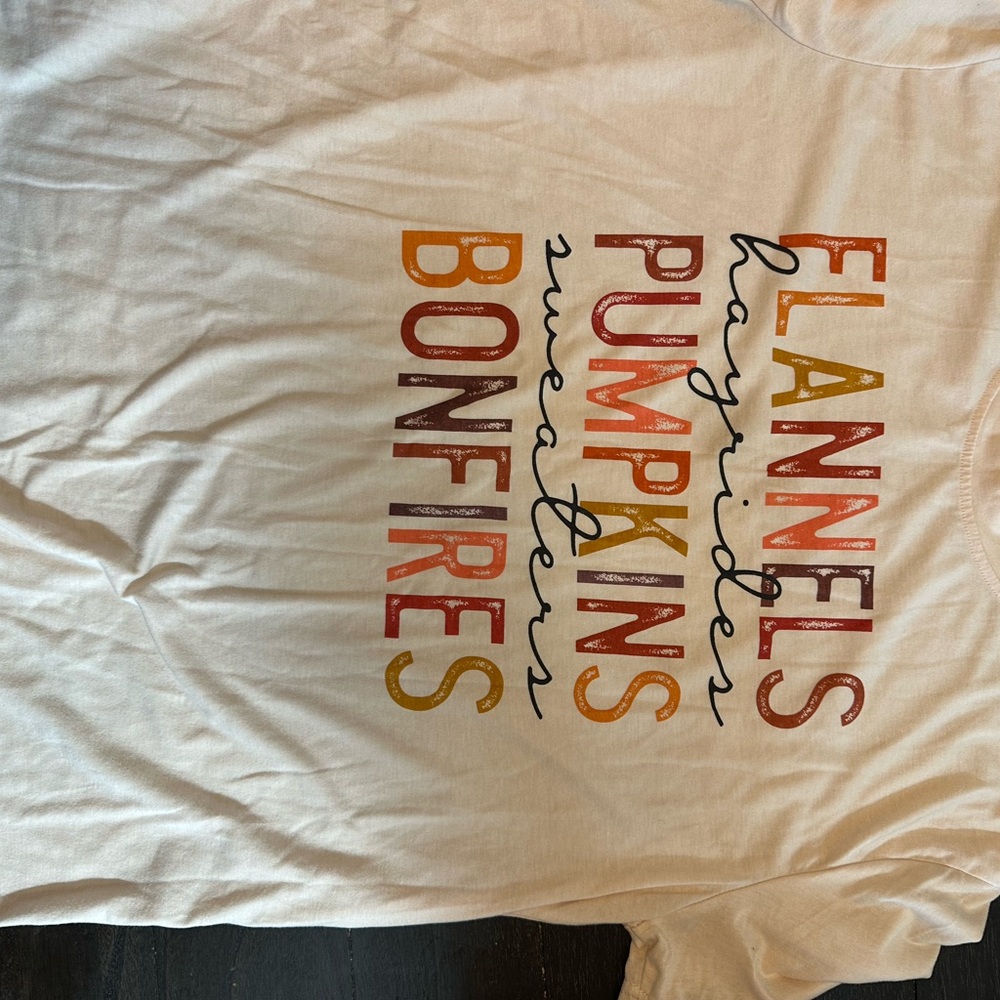 Fall Graphic Tees - Picture 4 of 4
